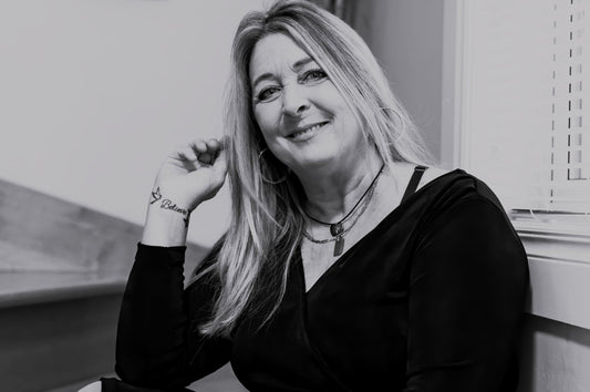 Le livre sera disponible au milieu septembre, restez à l'affût